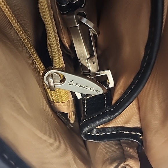 Franklin Covey Black Leather Handbag Travel Laptop Tote Purse - Picture 16 of 16